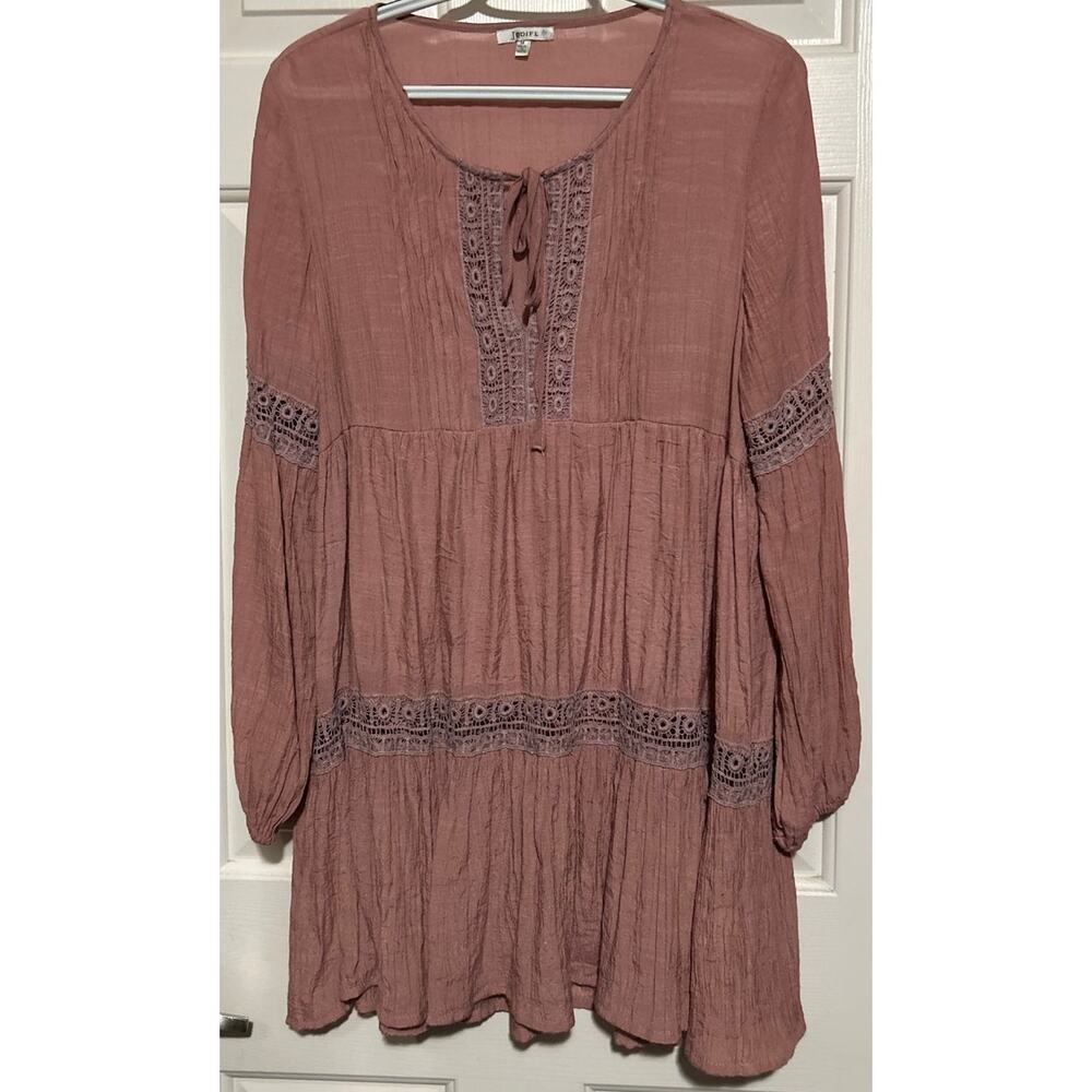 Jodifl Women's Blush/Pink V-Neck Tie Embroidered Long Sleeve Tunic Blouse Size M